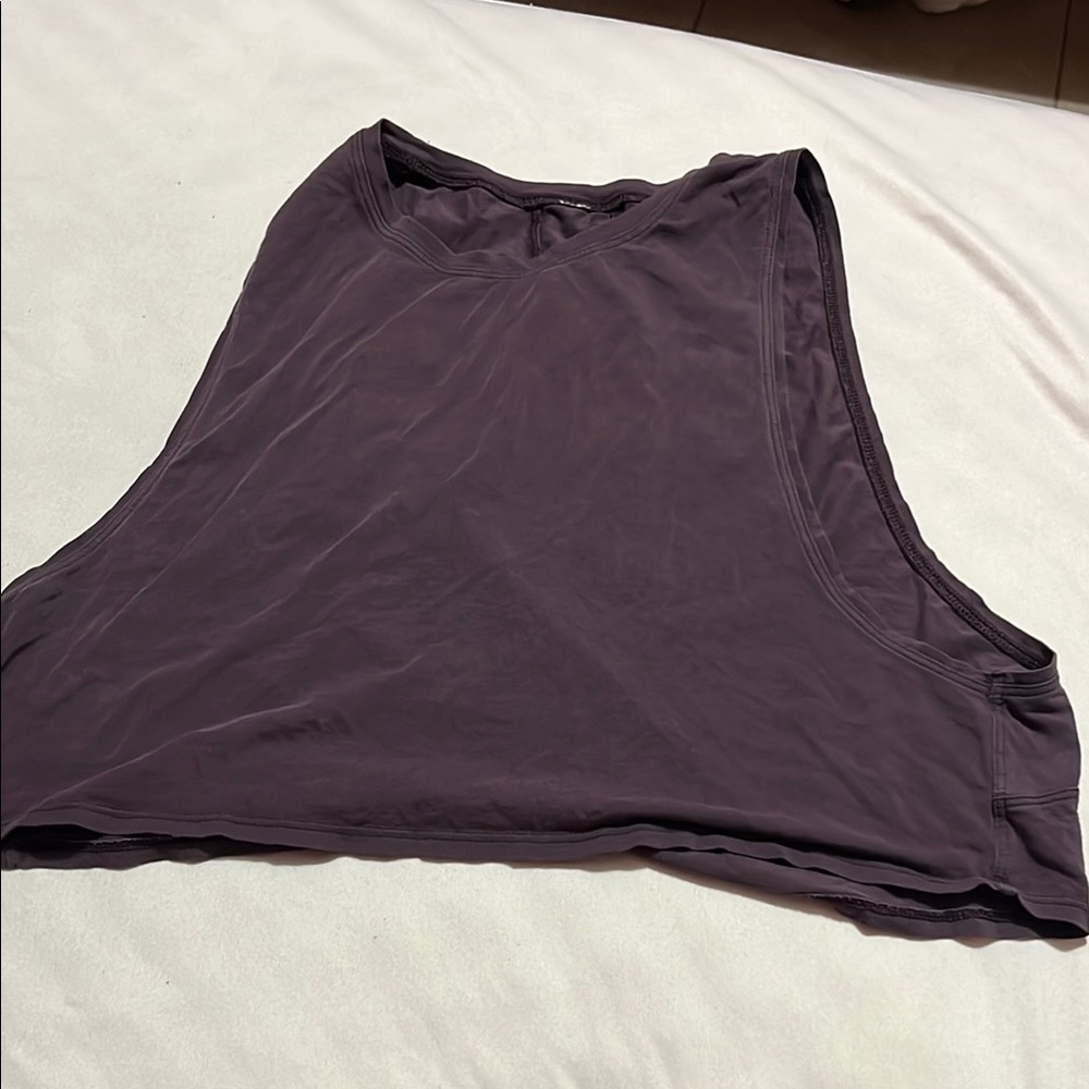 Lululemon Sleeveless crop top